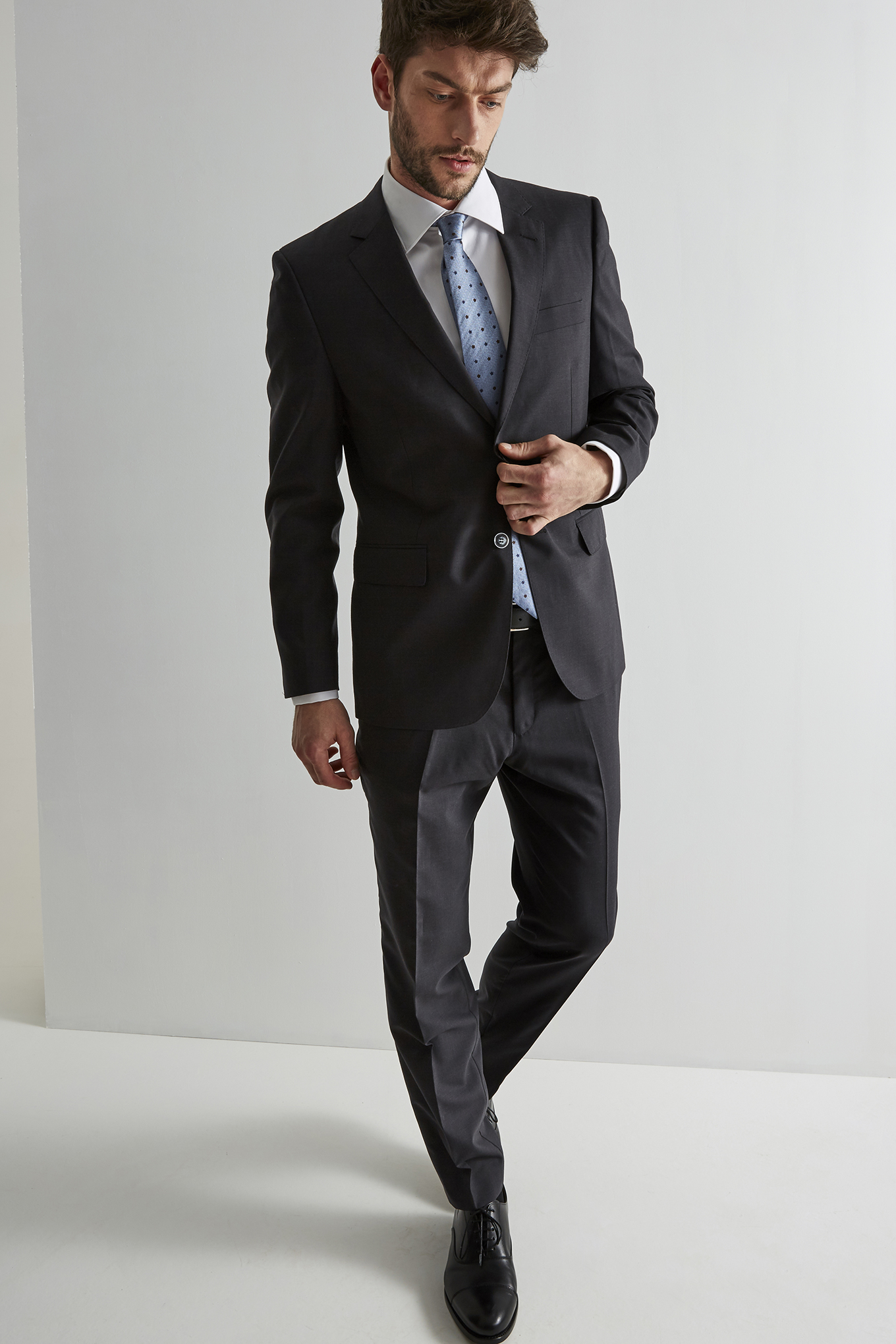 Suit Dark Grey Classic Man